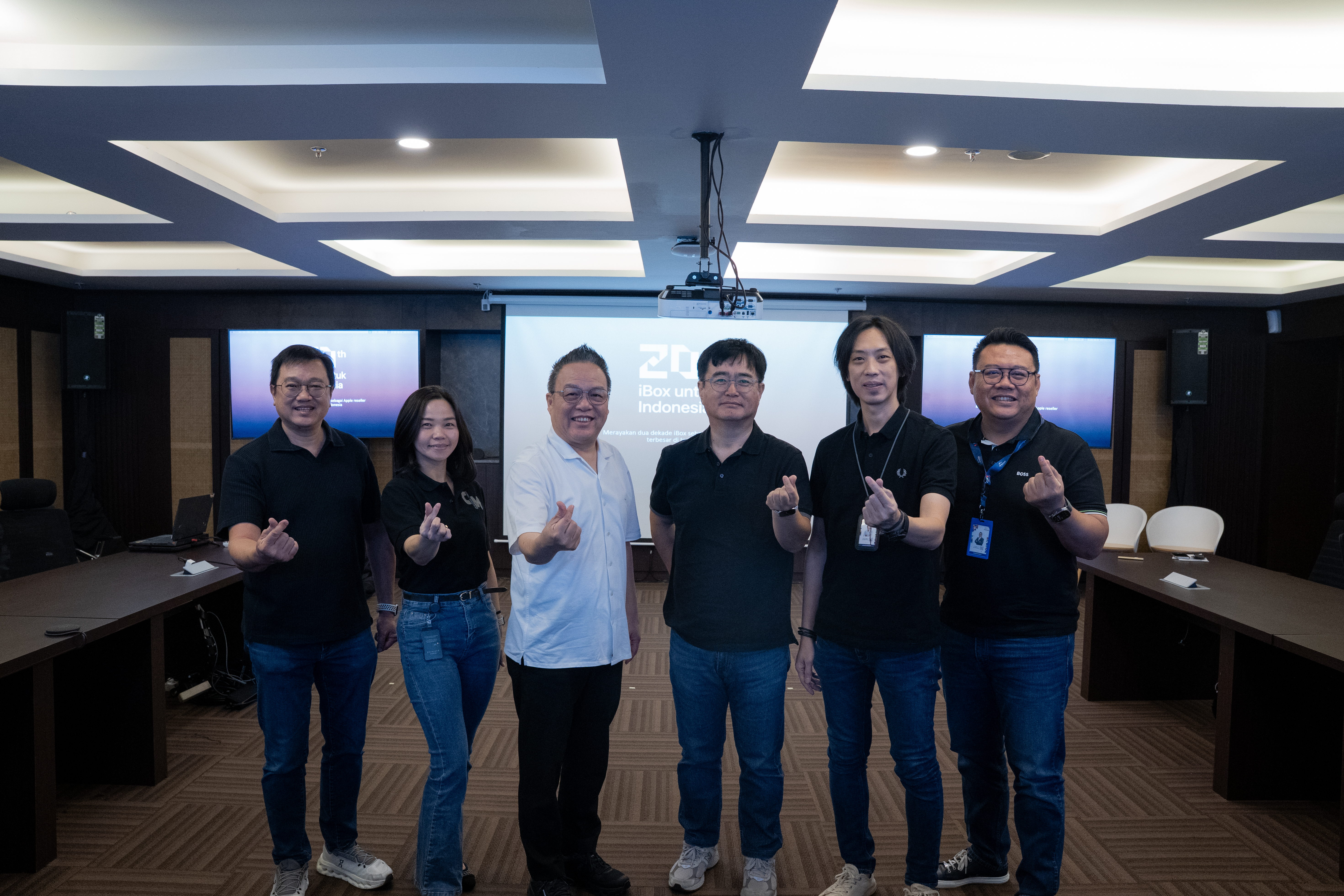 ibox-rayakan-20-tahun-hadir-untuk-indonesia-sebaga.jpg