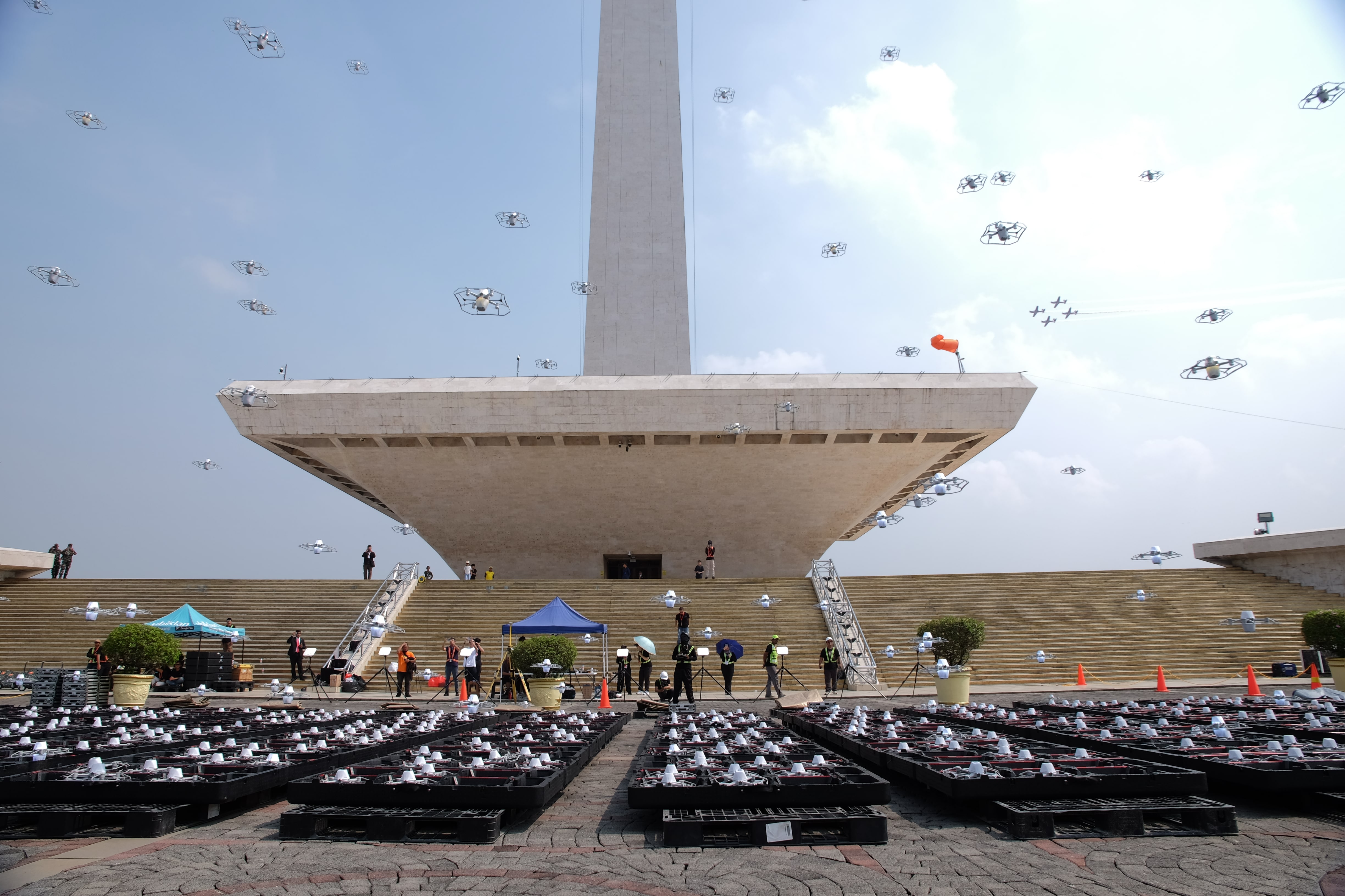 hut-tni-02.jpg