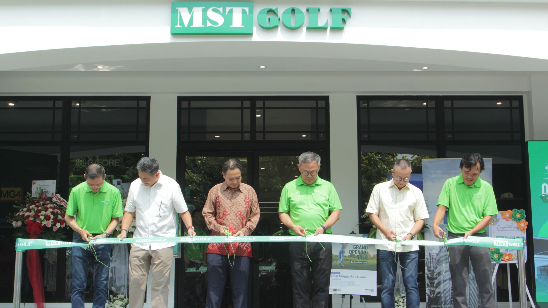 grand-opening-new-store-mst-golf.jpg