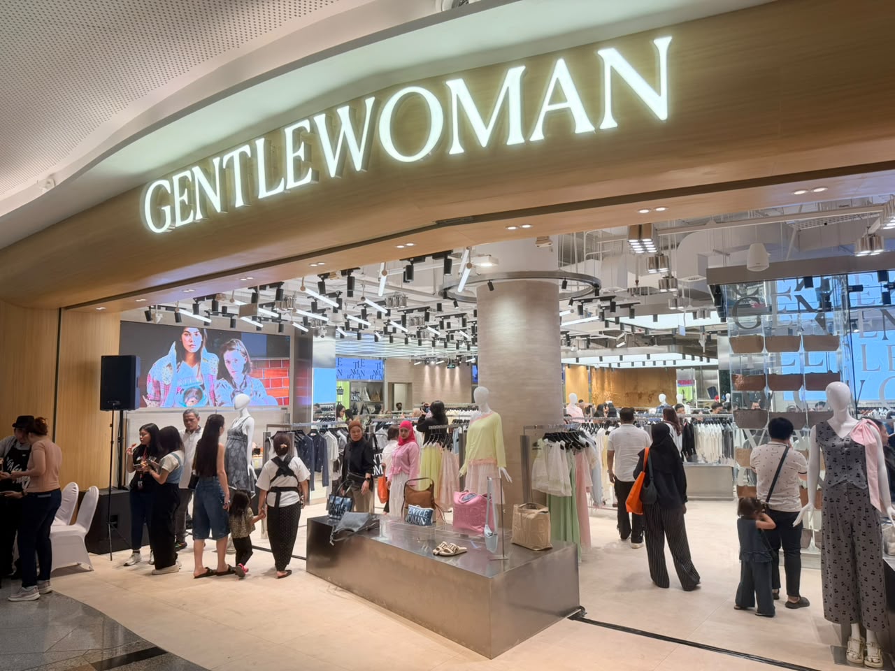 gentlewoman-1.jpeg