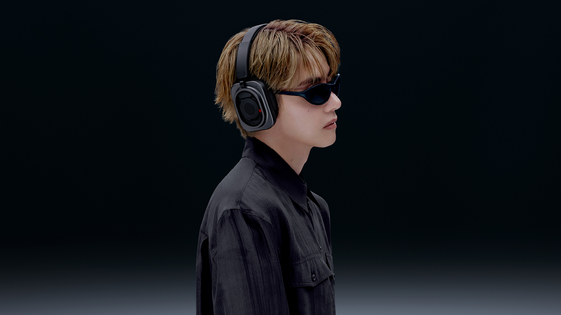nothing-headphone-1-pro-v.jpg